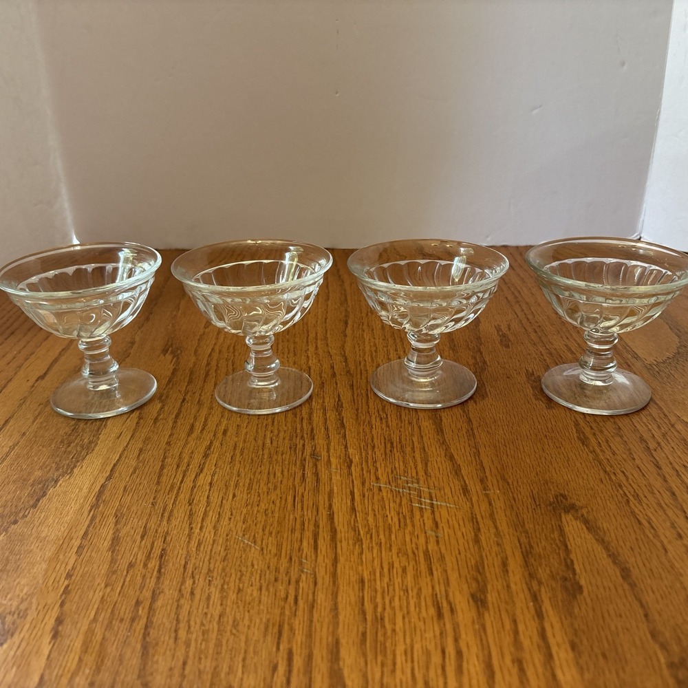 Set Of 4 Vintage Fostoria Colony pedestal Champagne/Tall Sherbet dessert dishes